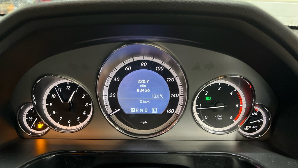 Used Mercedes-Benz E Class 2011 for sale - 77465148: Photo 11