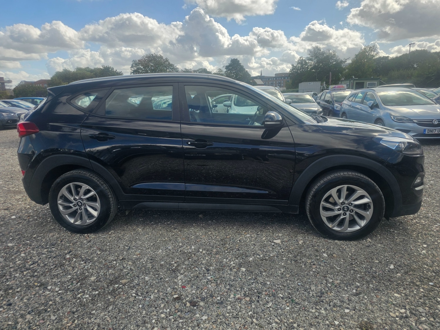 Used Hyundai TUCSON 2016 for sale - 76836927: Photo 2