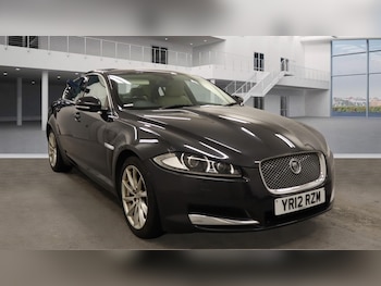 2012 (12) - 2.2d Luxury 4dr Auto