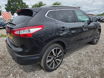 Used Nissan Qashqai 2016 for sale - 78838488: Photo