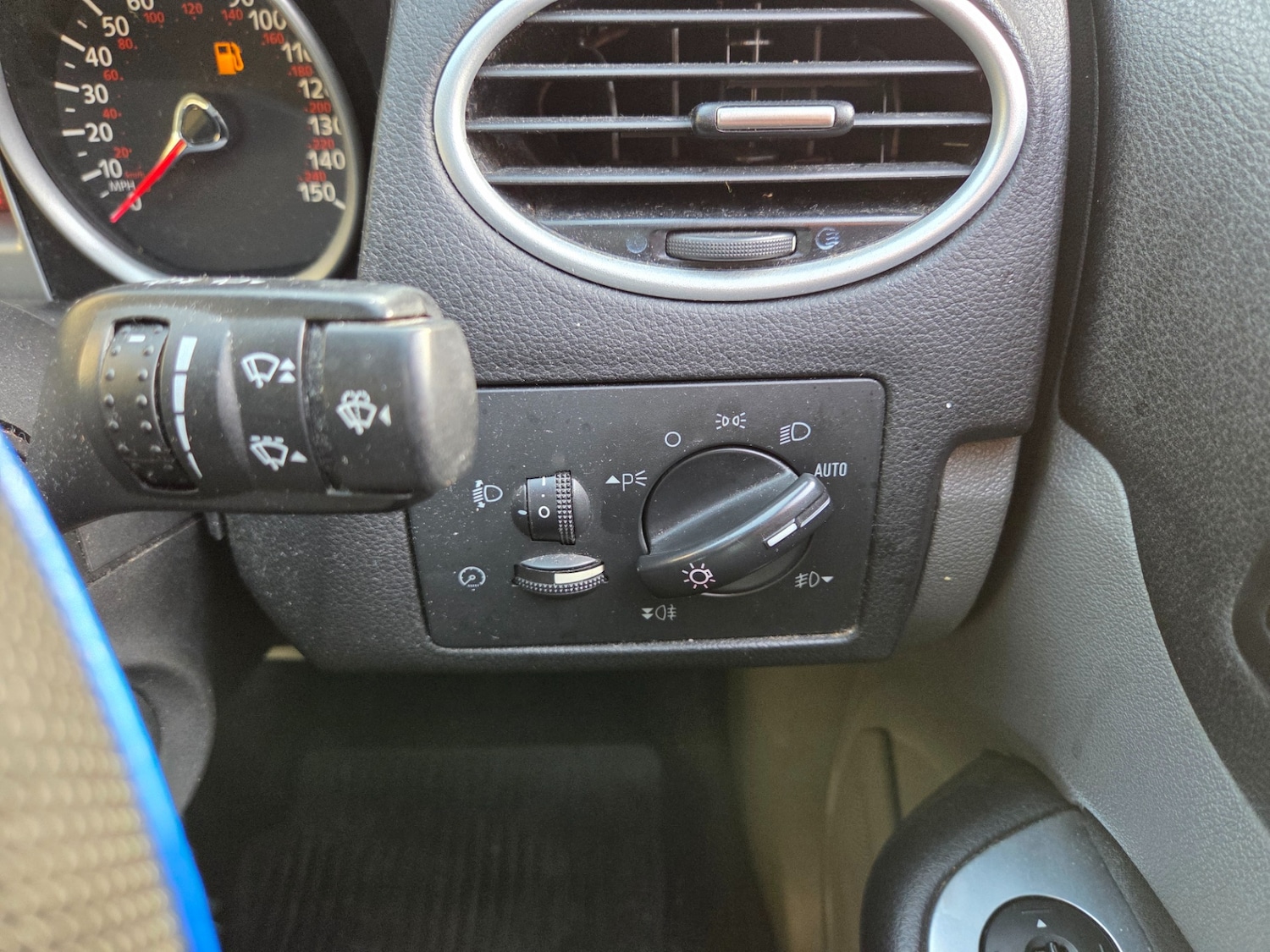 Used Ford Focus 2010 for sale - 77766150: Photo 14