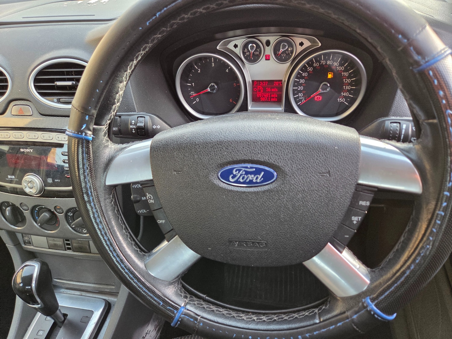 Used Ford Focus 2010 for sale - 77766150: Photo 15