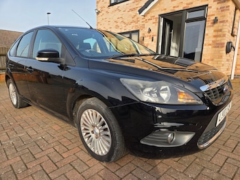 Used Ford Focus 2010 for sale - 77766150: Photo