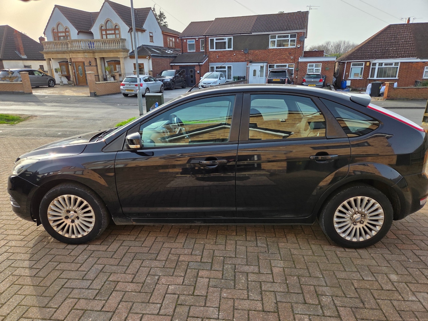 Used Ford Focus 2010 for sale - 77766150: Photo 6