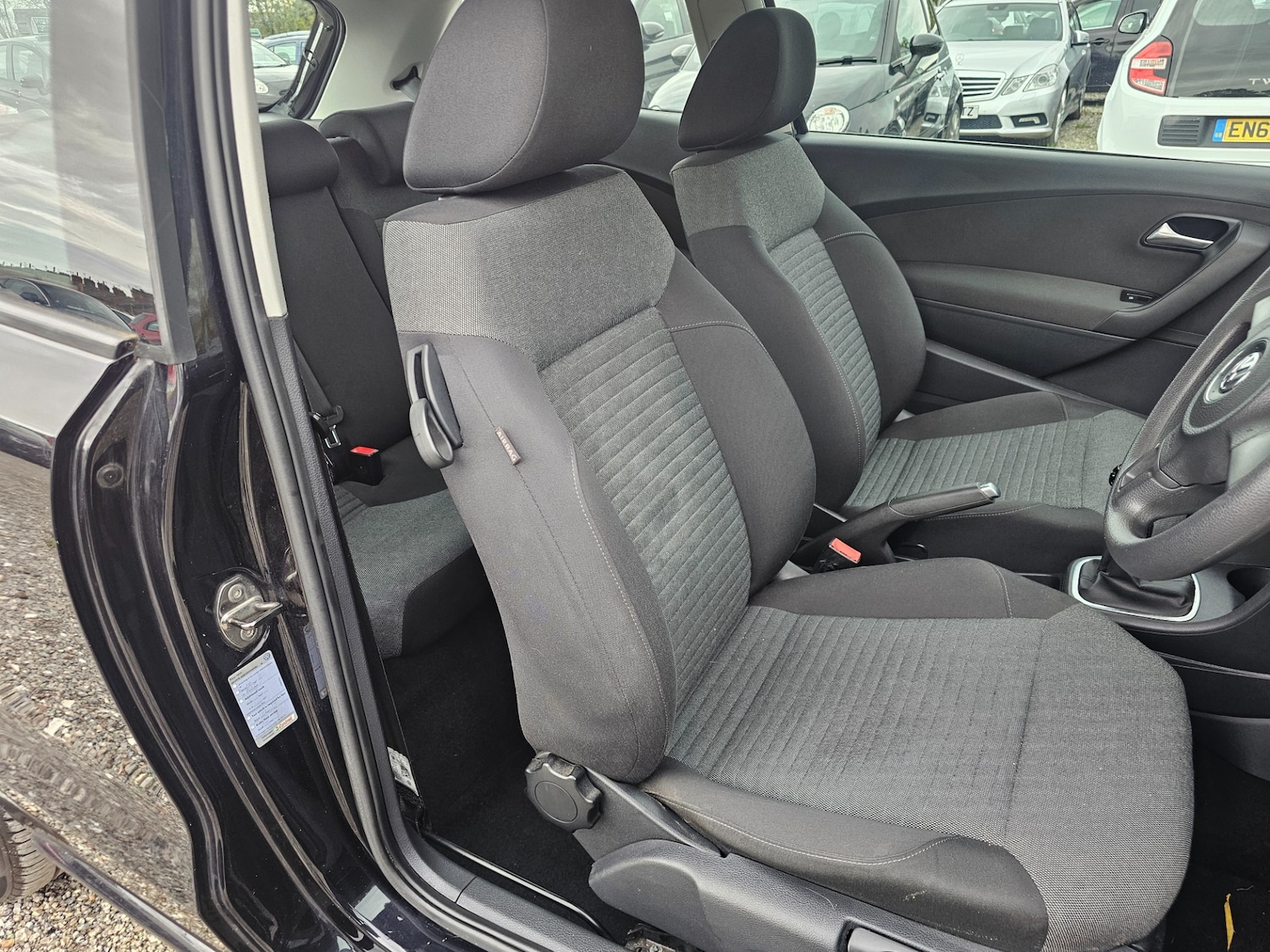 Used Volkswagen Polo 2010 for sale - 76483236: Photo 12