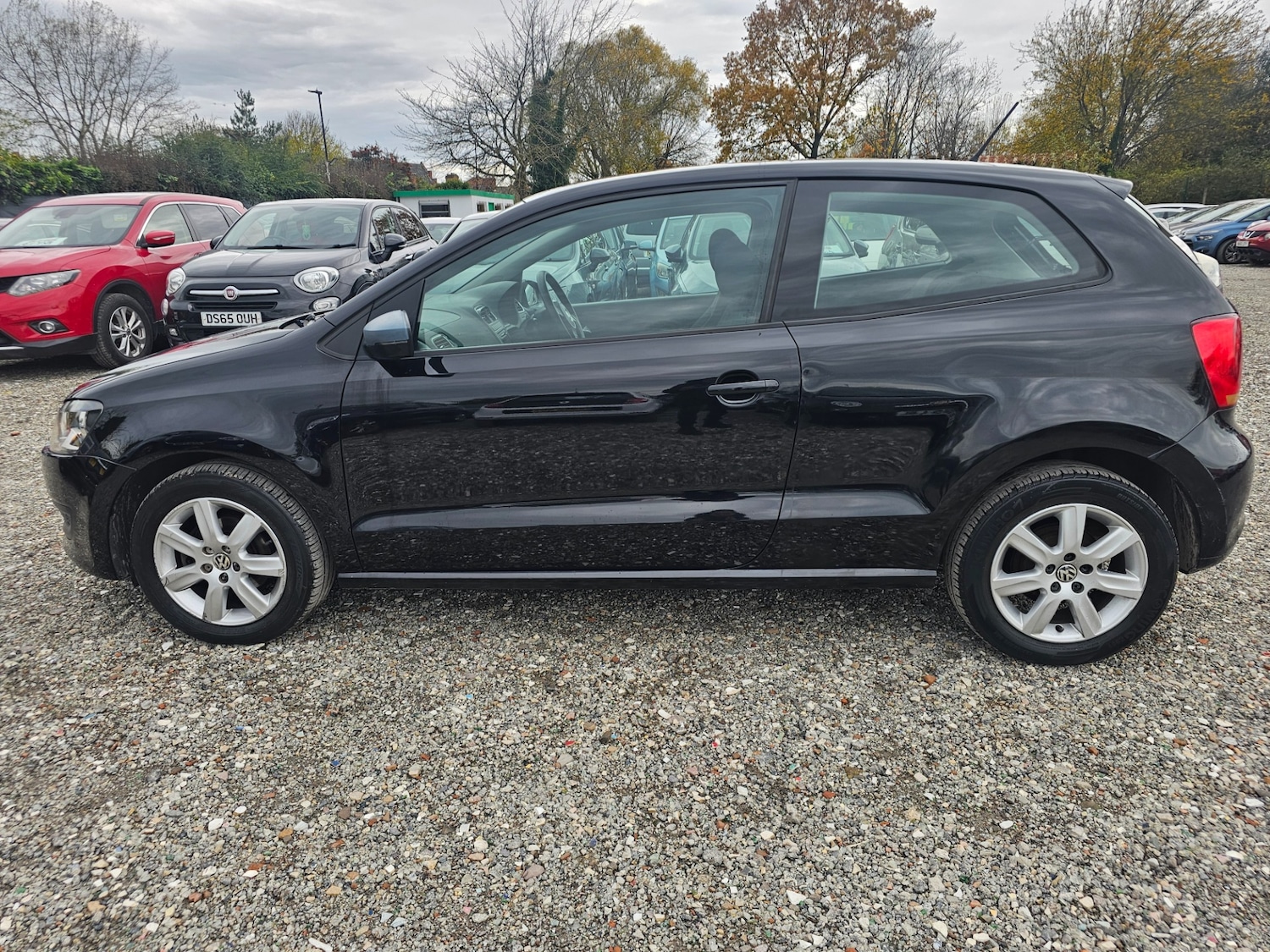 Used Volkswagen Polo 2010 for sale - 76483236: Photo 6