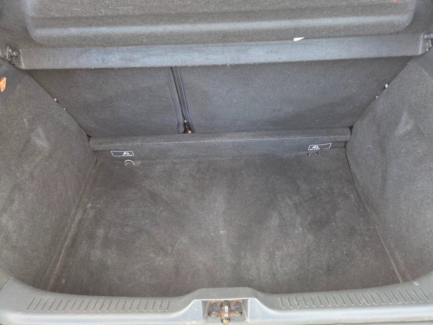 Used Renault Clio 2014 for sale - 76418082: Photo 12