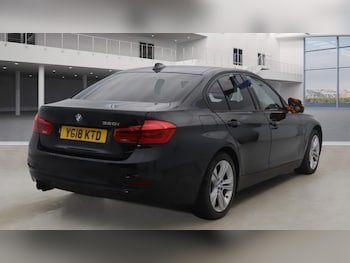 Used BMW 3 Series 2018 for sale - 77981988: Photo