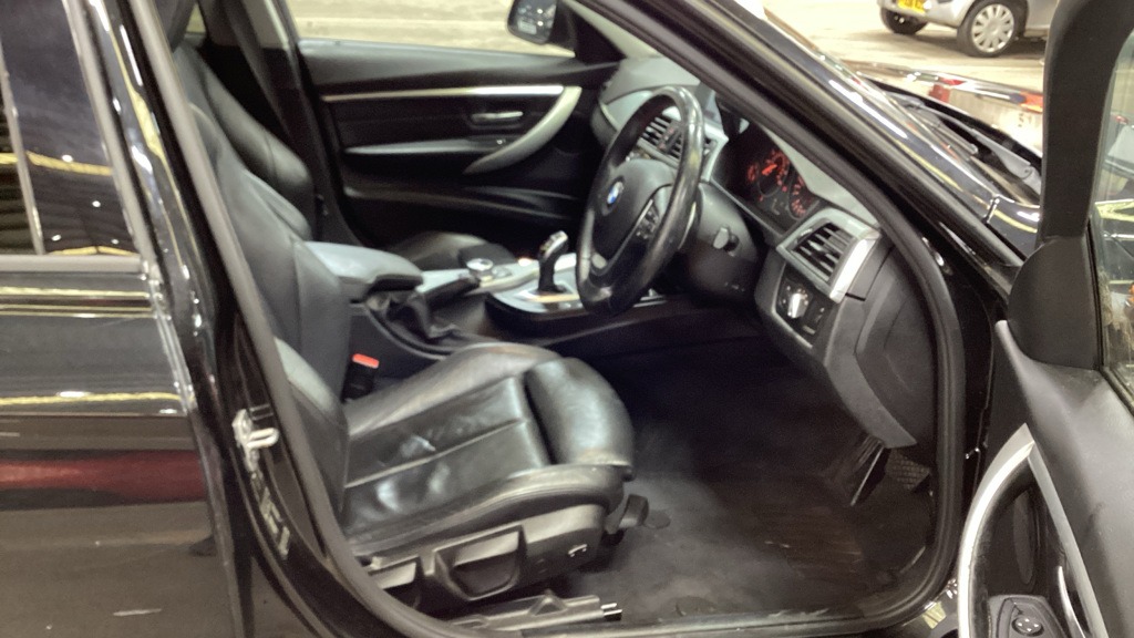 Used BMW 3 Series 2018 for sale - 77981988: Photo 7