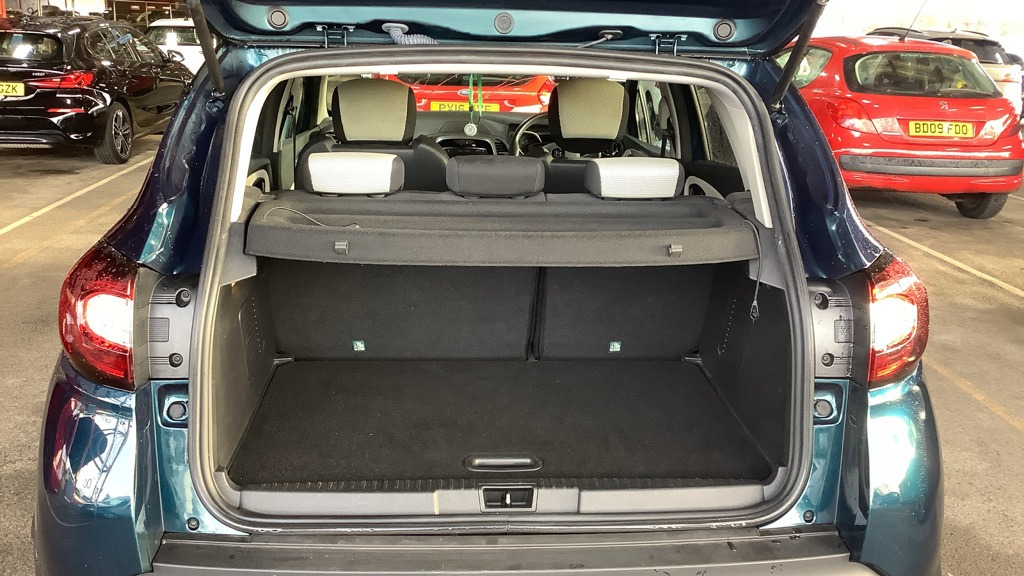 Used Renault Captur 2019 for sale - 76941916: Photo 6