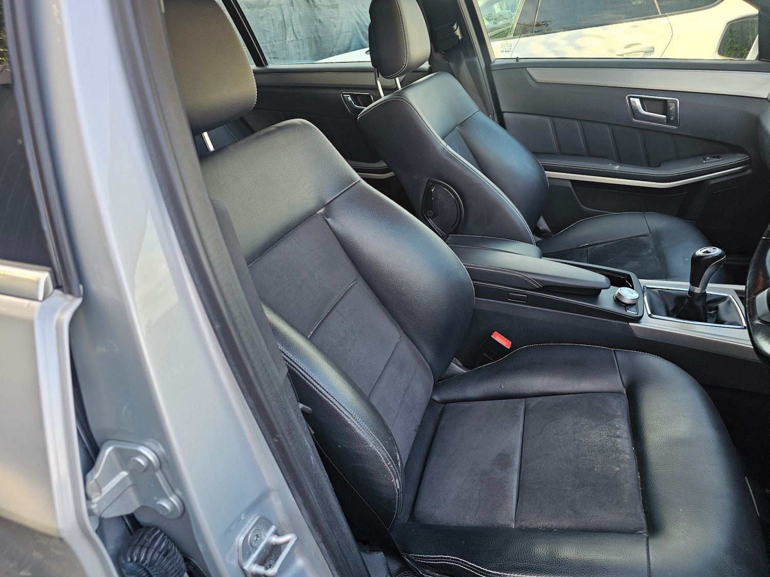 Used Mercedes-Benz E Class 2011 for sale - 74872873: Photo 11