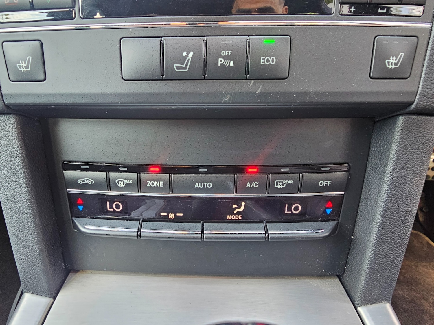 Used Mercedes-Benz E Class 2011 for sale - 74872873: Photo 13
