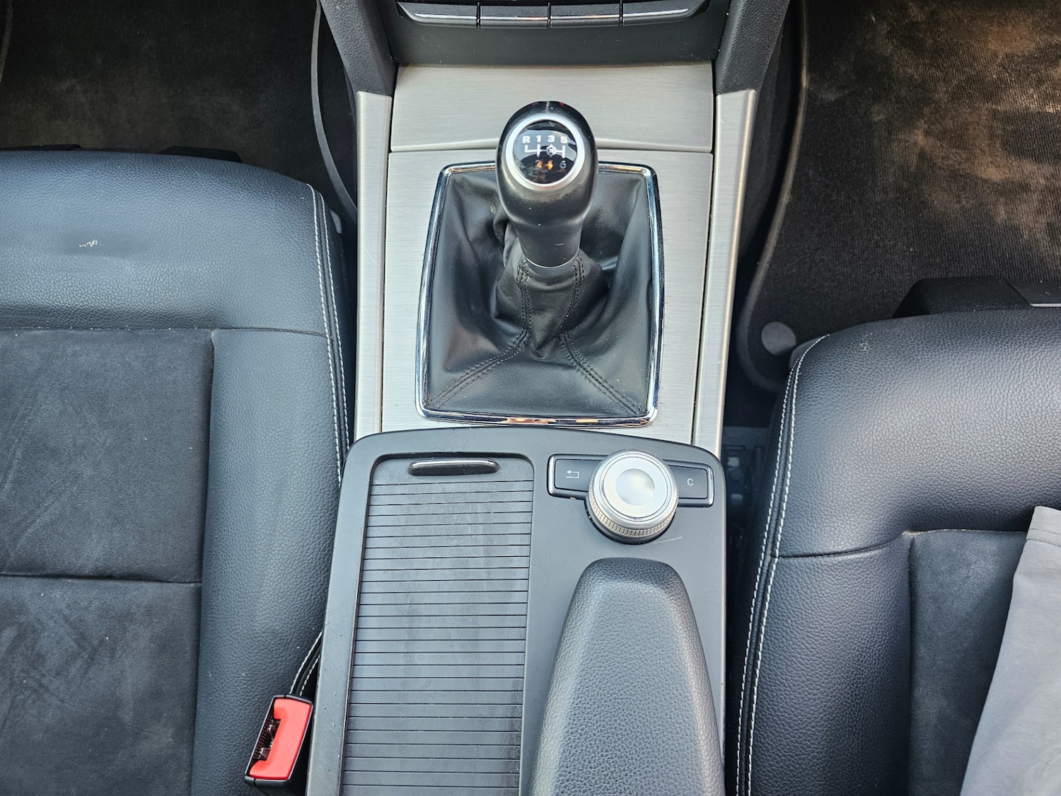Used Mercedes-Benz E Class 2011 for sale - 74872873: Photo 18