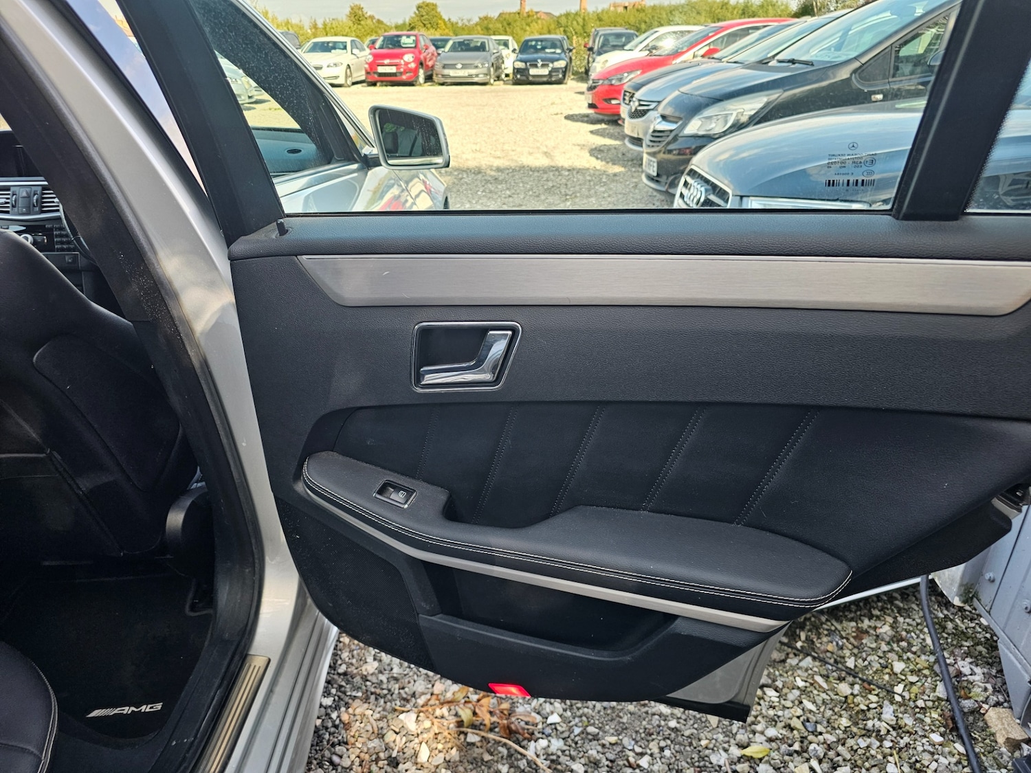 Used Mercedes-Benz E Class 2011 for sale - 74872873: Photo 22