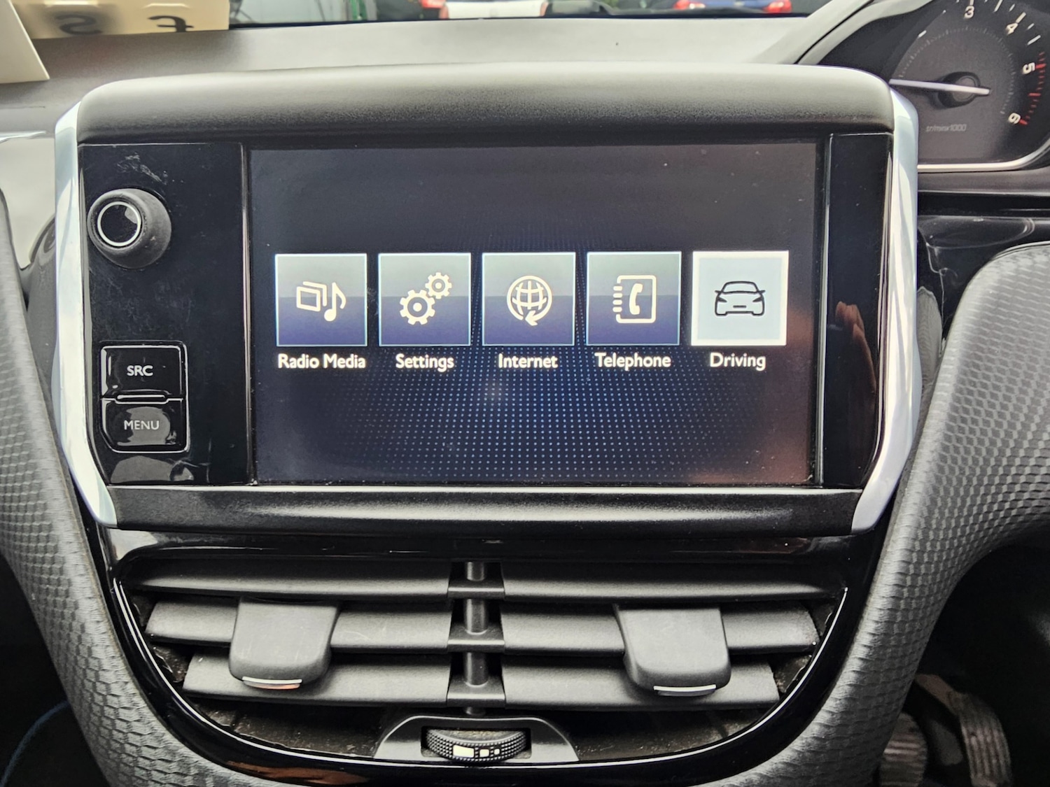Used Peugeot 2008 2015 for sale - 75736569: Photo 17