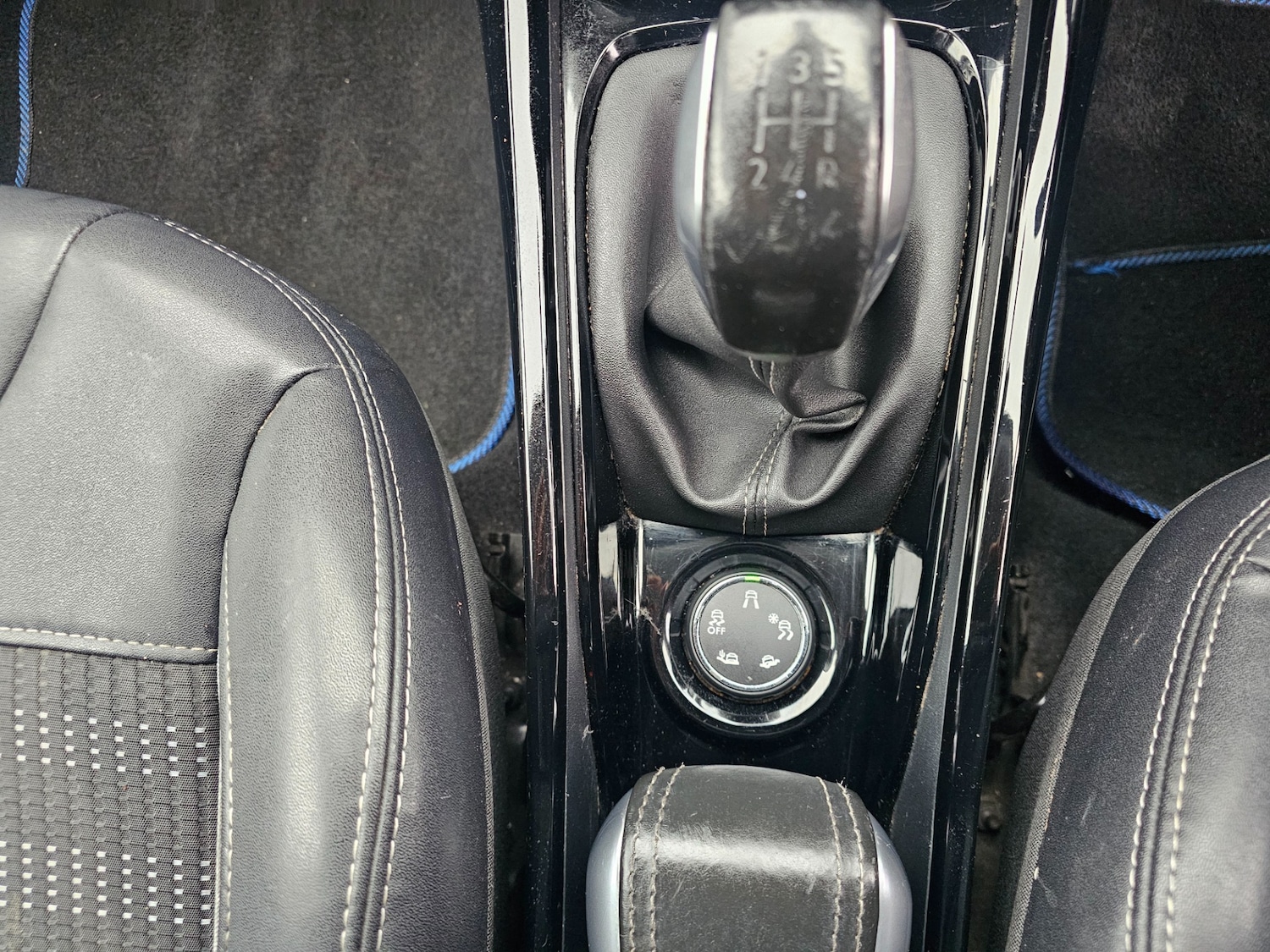 Used Peugeot 2008 2015 for sale - 75736569: Photo 18