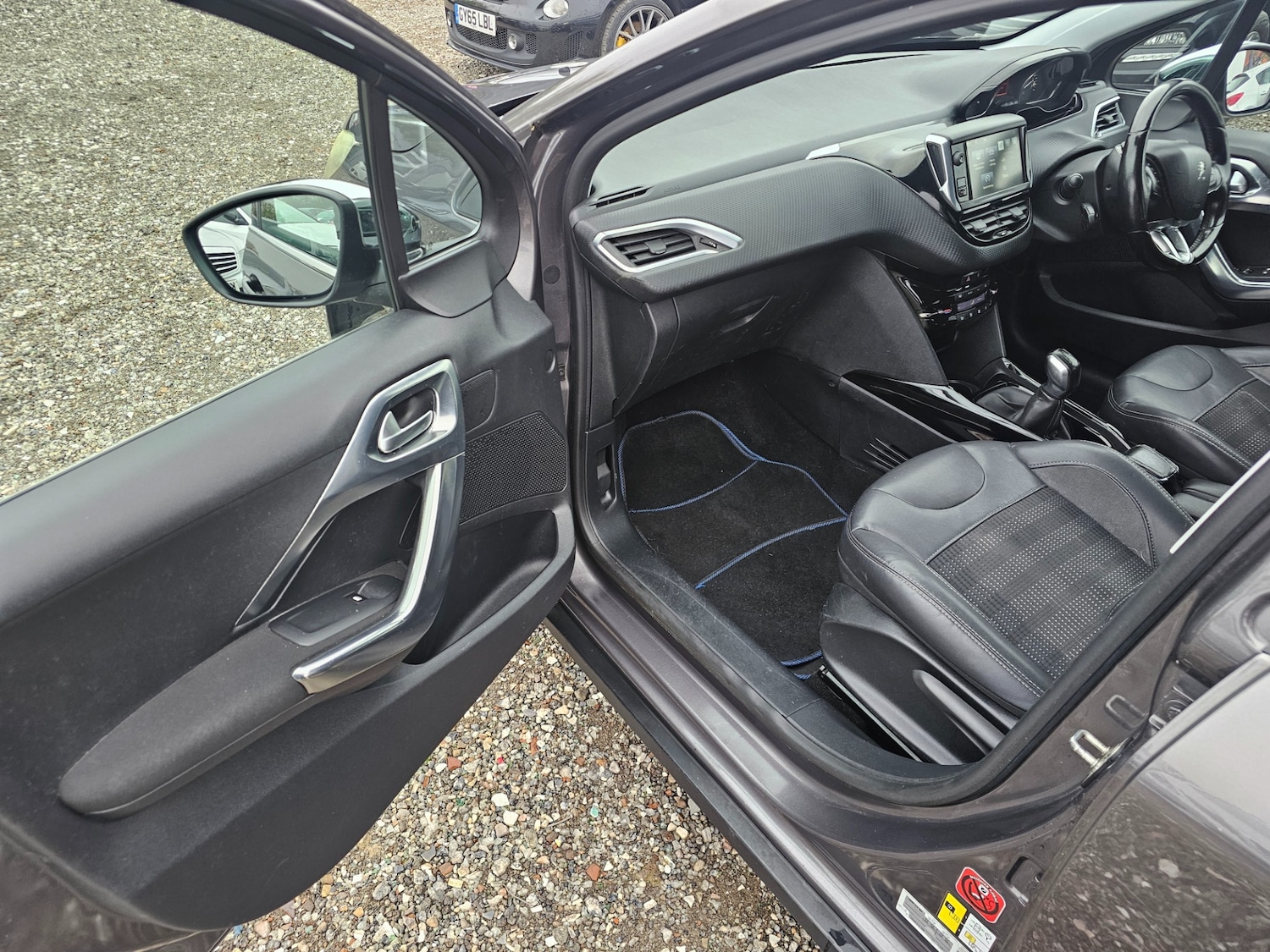 Used Peugeot 2008 2015 for sale - 75736569: Photo 24