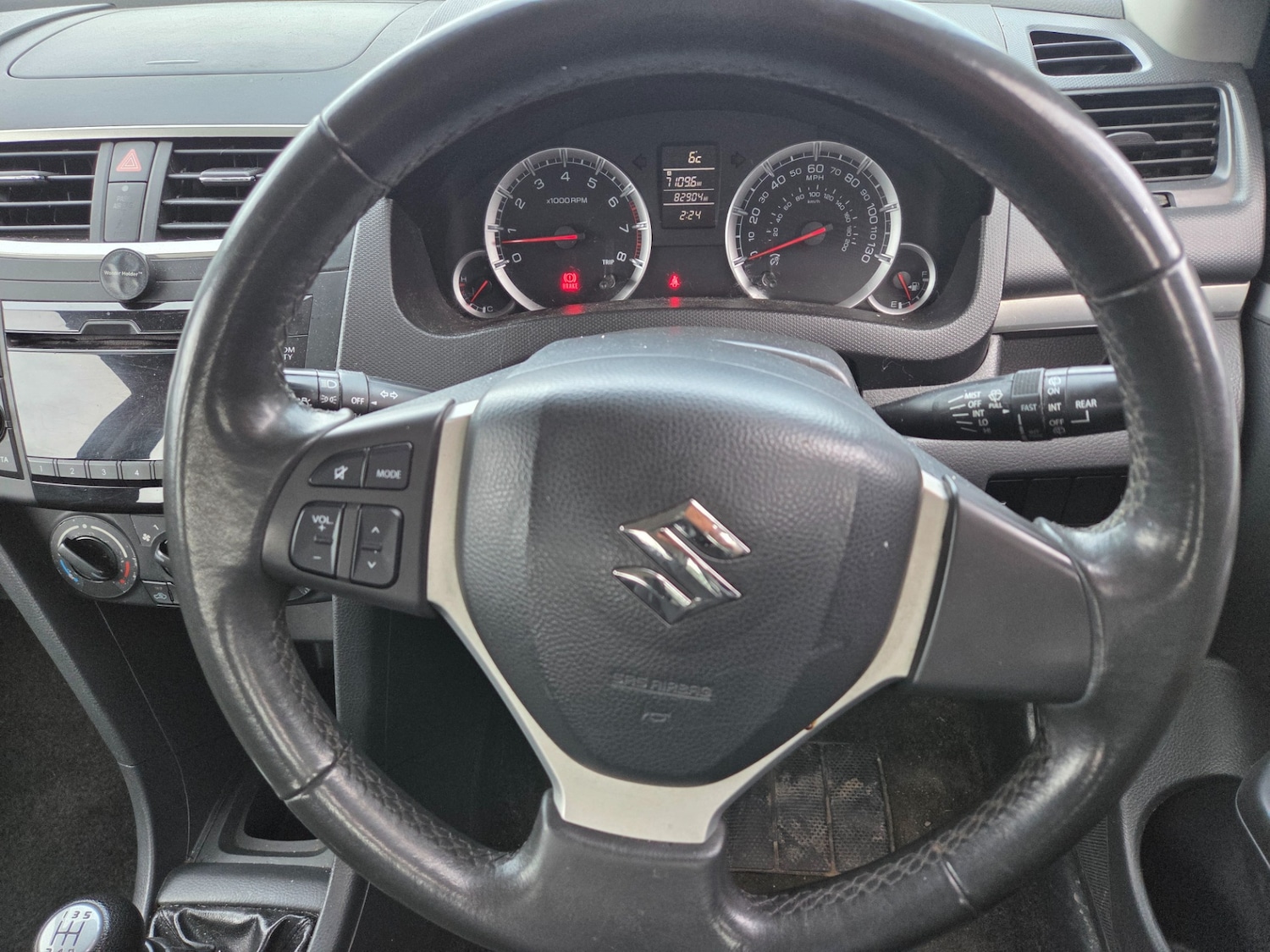 Used Suzuki Swift 2010 for sale - 77541233: Photo 11