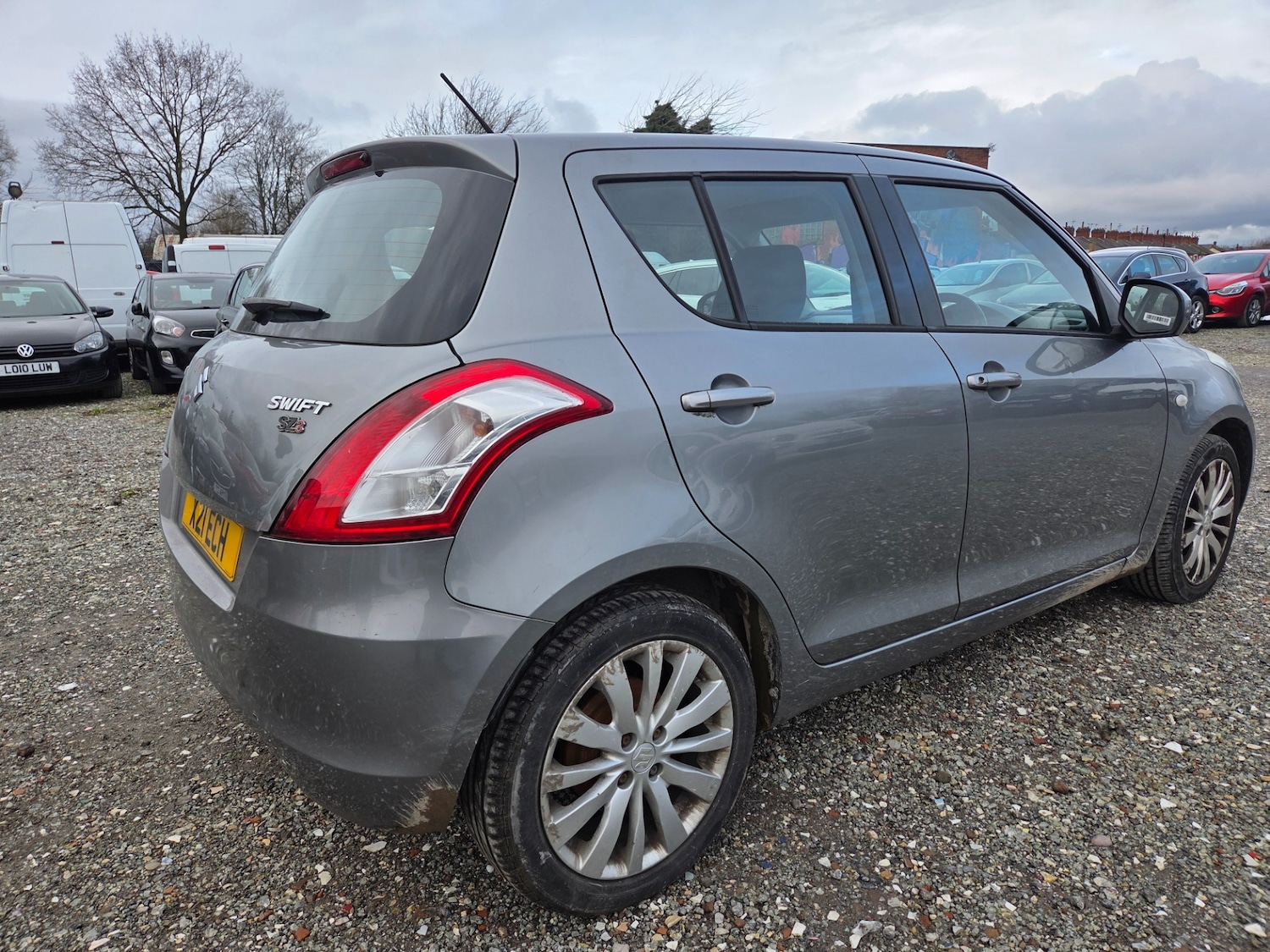 Used Suzuki Swift 2010 for sale - 77541233: Photo 3