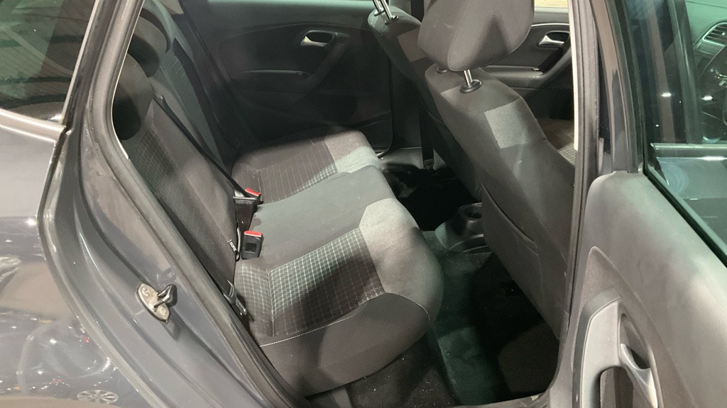 Used Volkswagen Polo 2016 for sale - 77643965: Photo 10