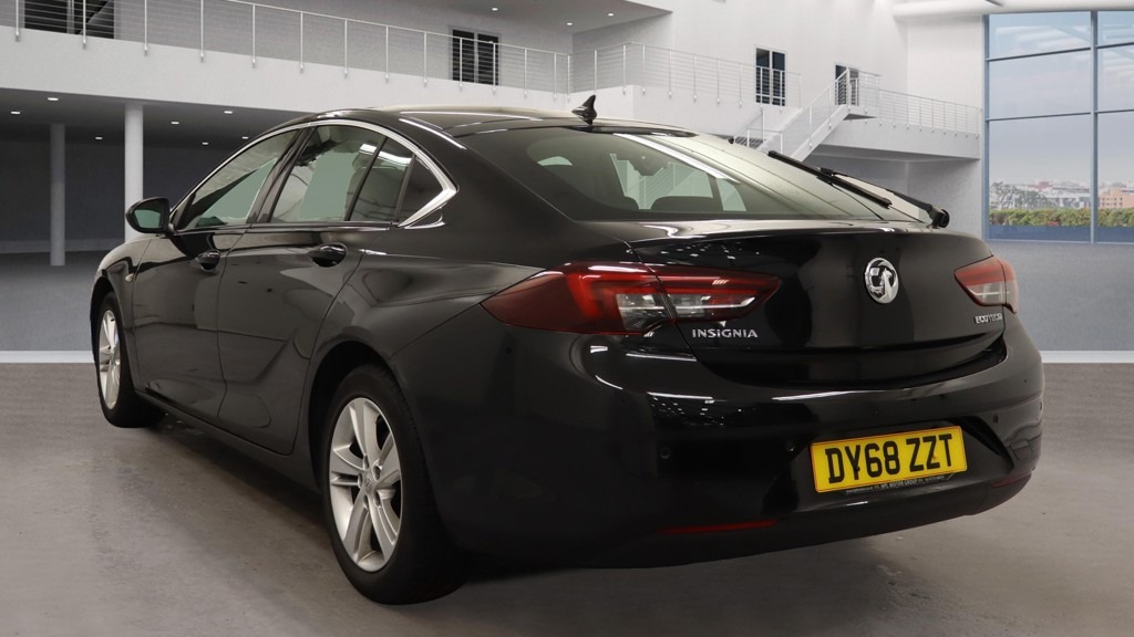 Used Vauxhall Insignia 2018 for sale - 76503087: Photo 3