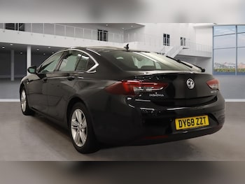 Used Vauxhall Insignia 2018 for sale - 76503087: Photo