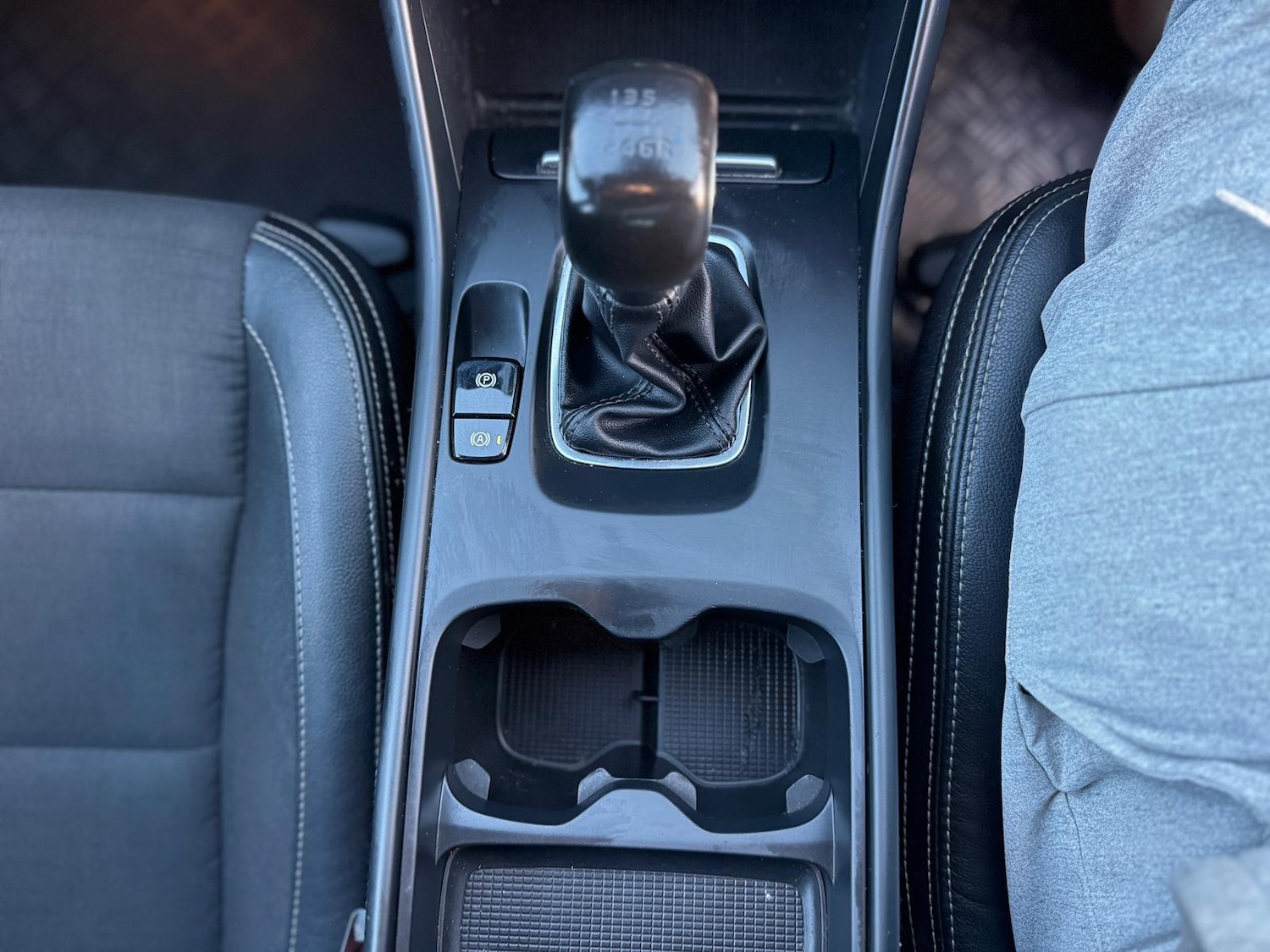 Used Volvo XC40 2019 for sale - 78071088: Photo 17