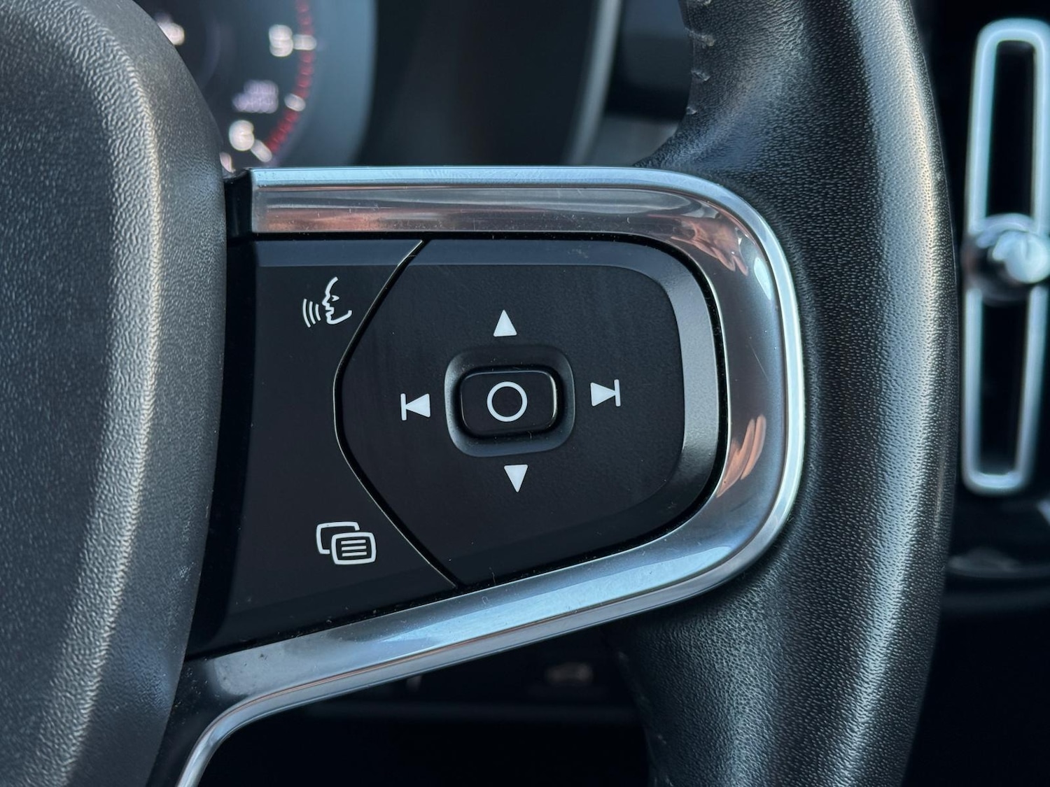 Used Volvo XC40 2019 for sale - 78071088: Photo 23