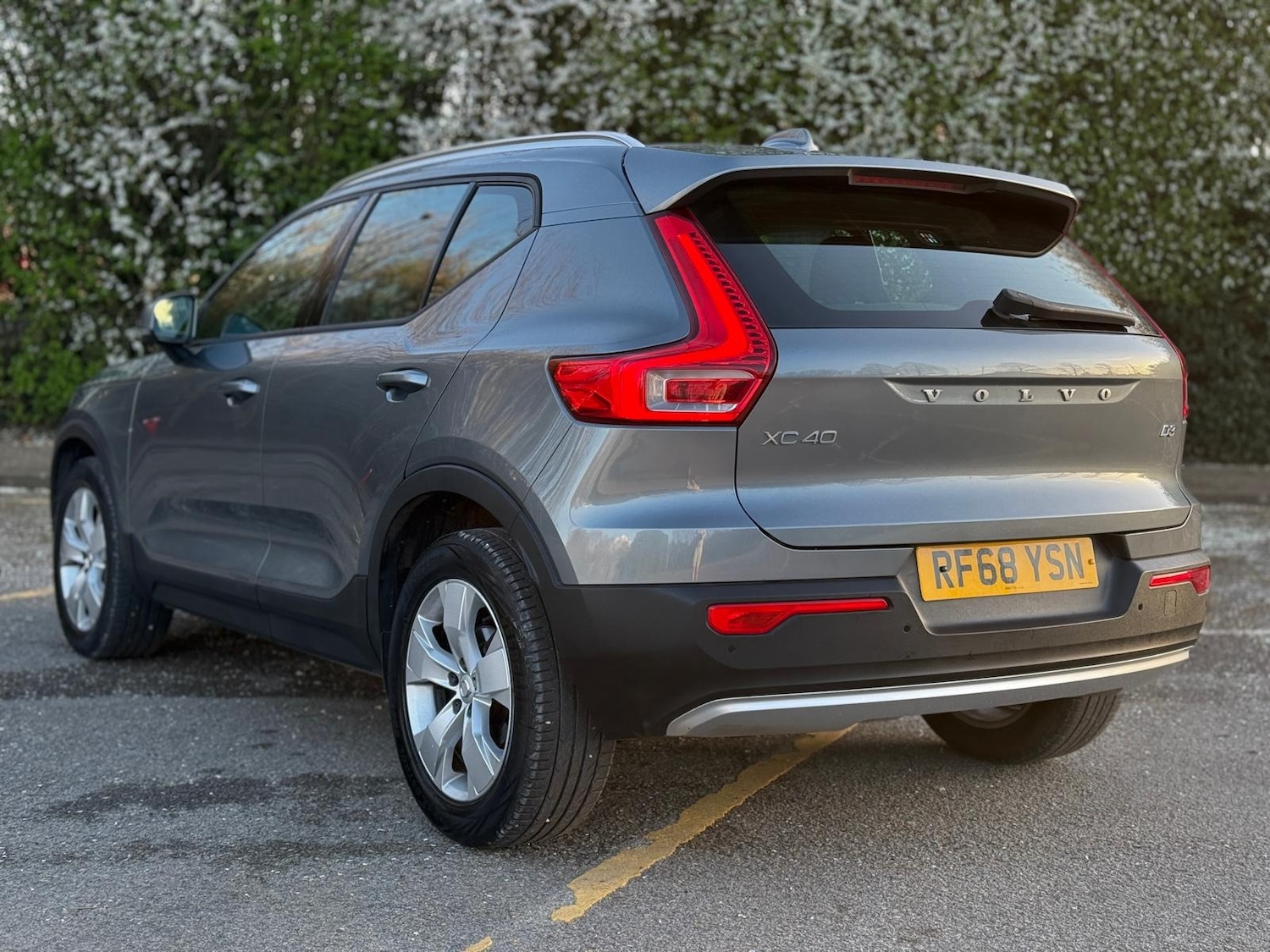 Used Volvo XC40 2019 for sale - 78071088: Photo 5
