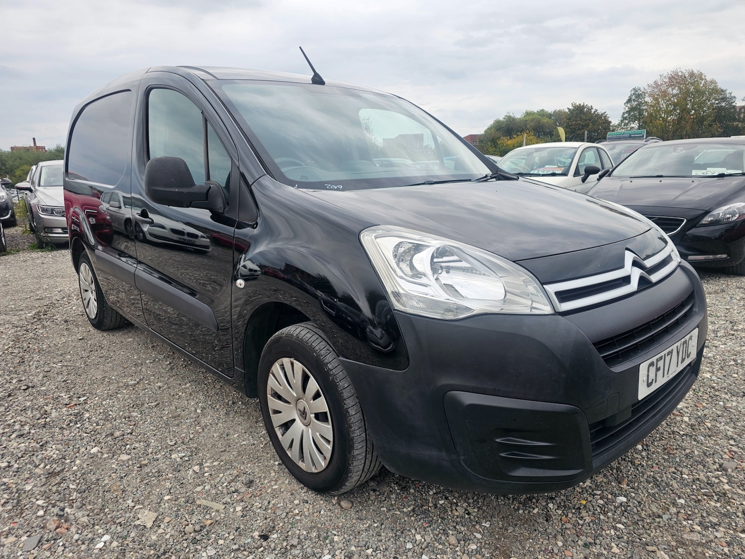 Used Citroen Berlingo 2017 for sale - 76098845: Photo 1