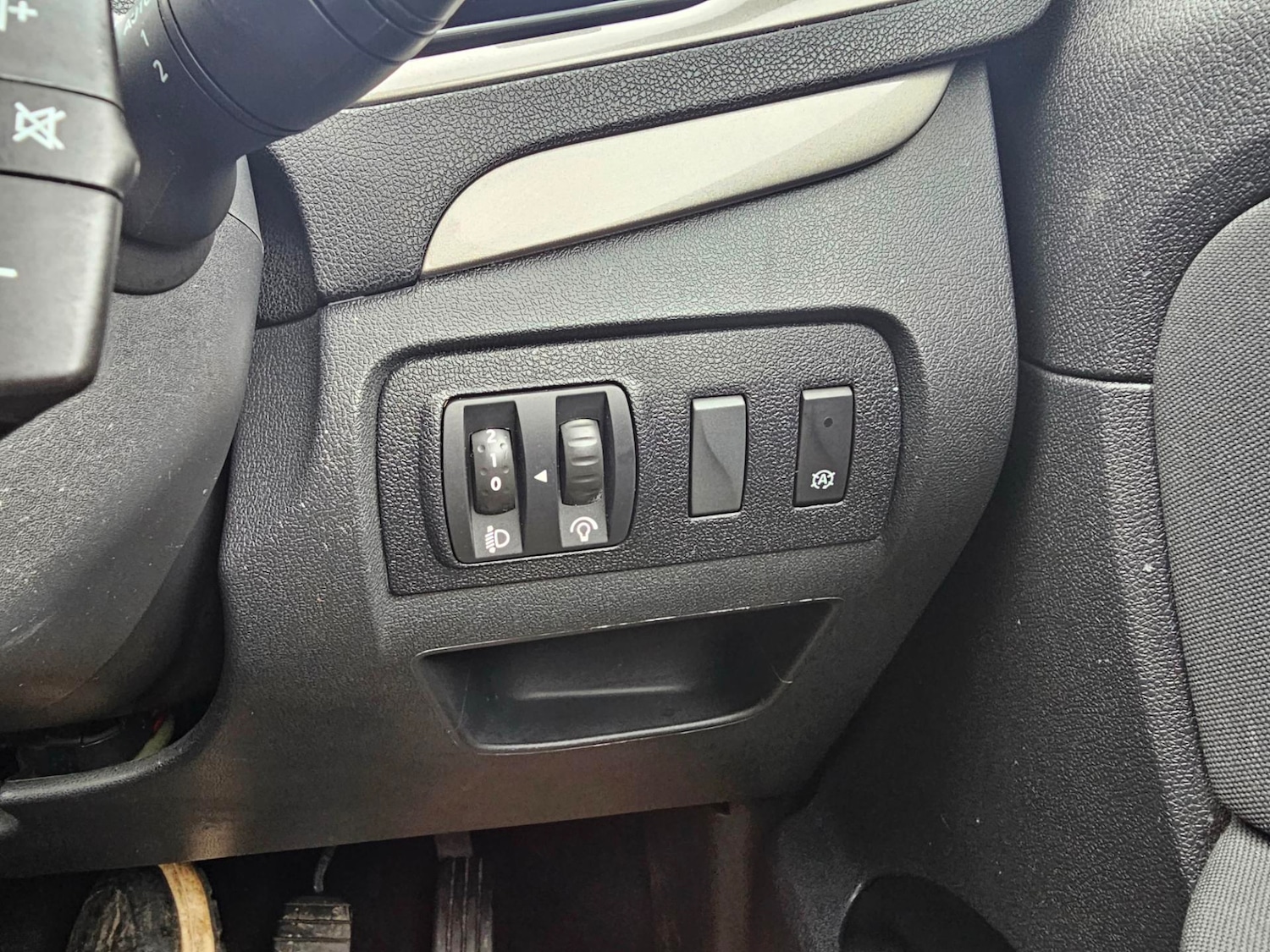 Vehicle 28