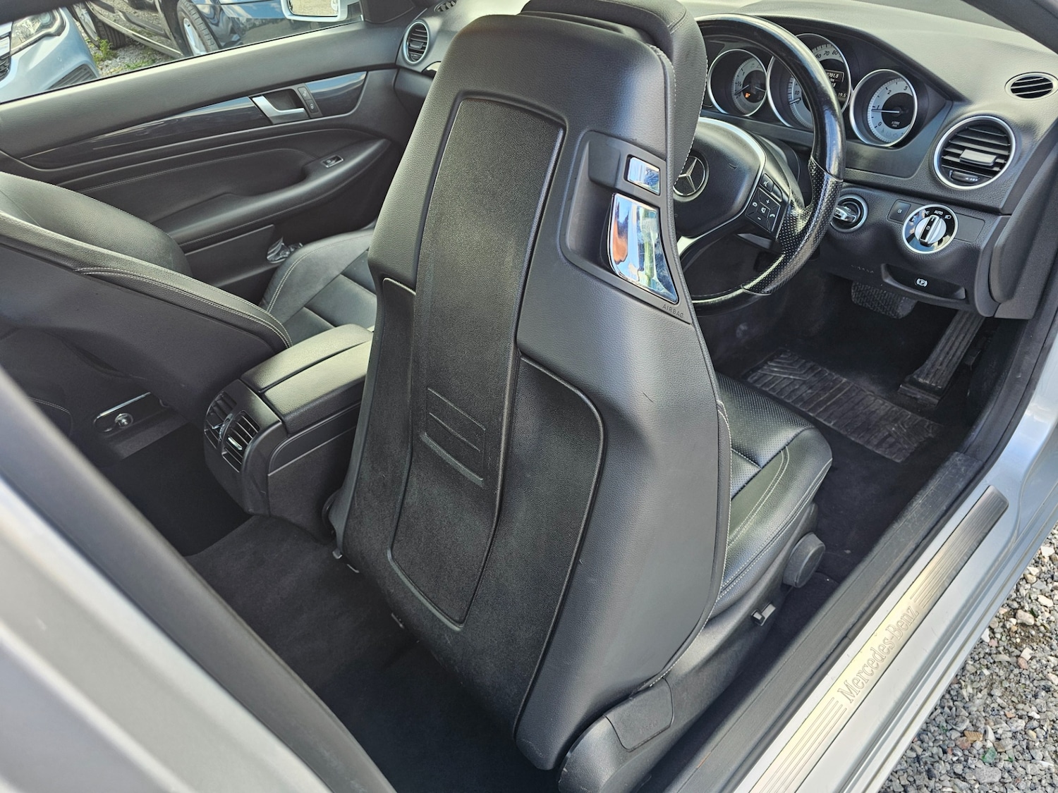 Used Mercedes-Benz C Class 2013 for sale - 73783850: Photo 21