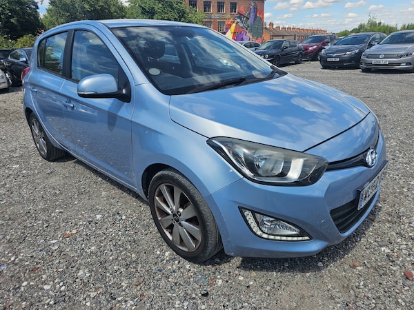 Used Hyundai i20 2012 for sale - 75058538: Photo 1