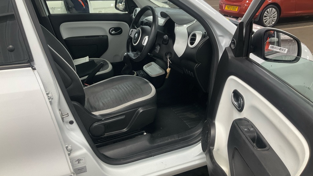 Used Renault Twingo 2016 for sale - 77140990: Photo 8