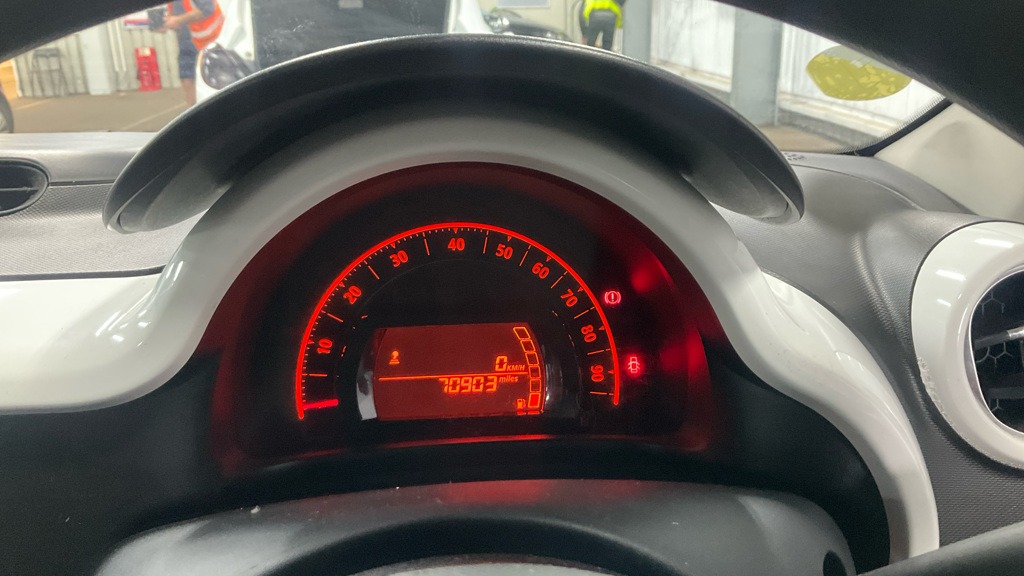 Used Renault Twingo 2016 for sale - 77140990: Photo 9