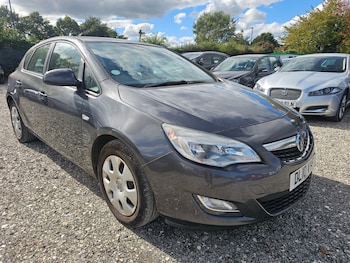 Vauxhall - Astra