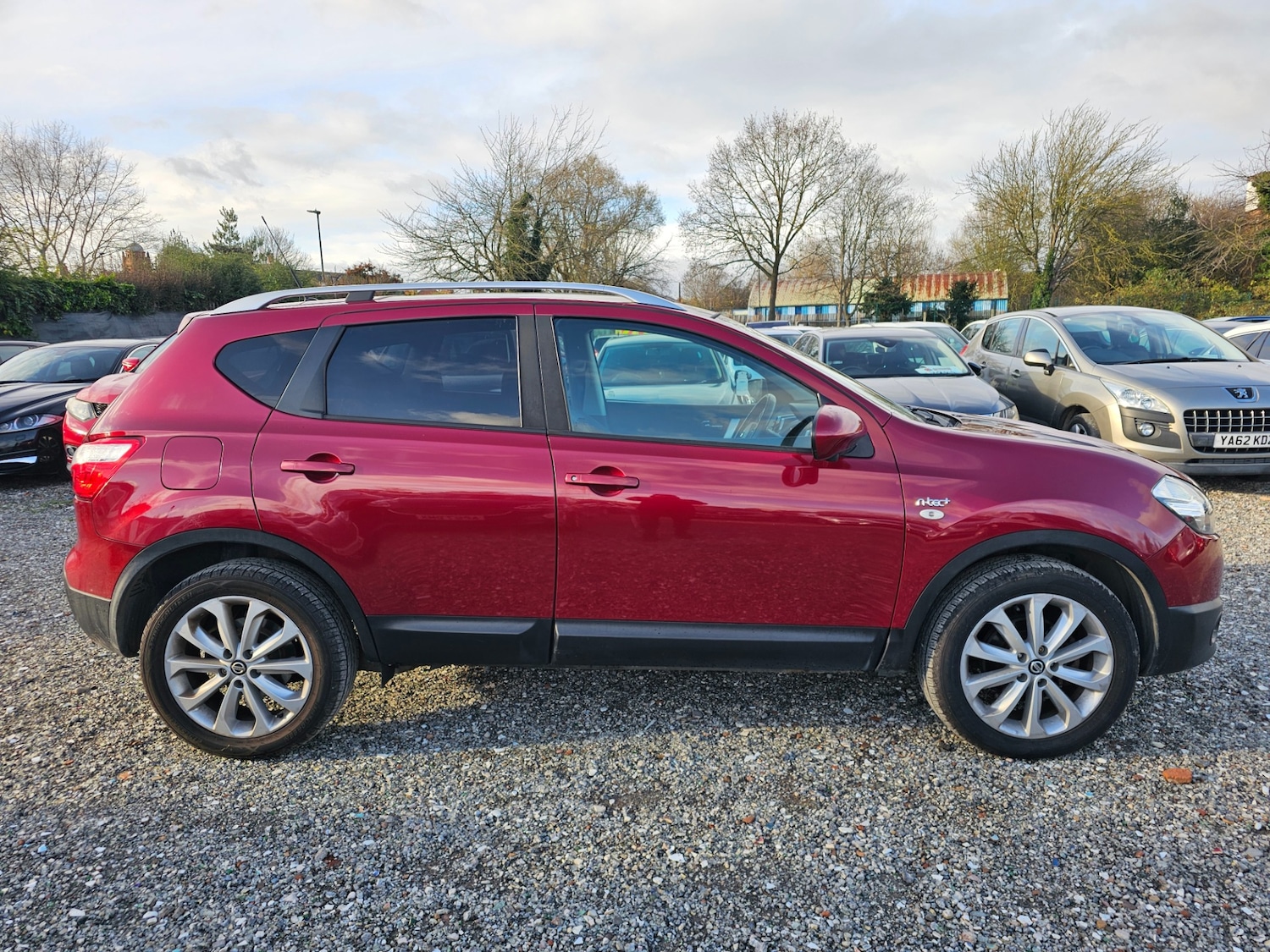 Used Nissan Qashqai 2012 for sale - 76626656: Photo 2