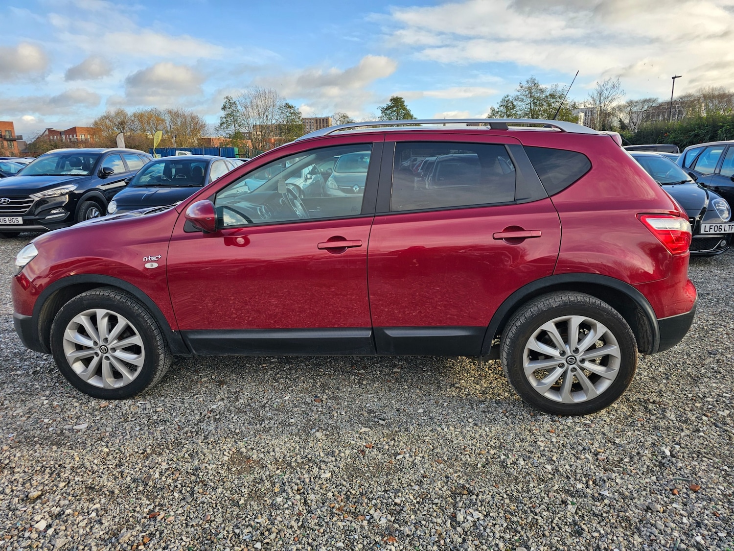 Used Nissan Qashqai 2012 for sale - 76626656: Photo 6