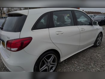 Used Mercedes-Benz B Class 2015 for sale - 76822025: Photo