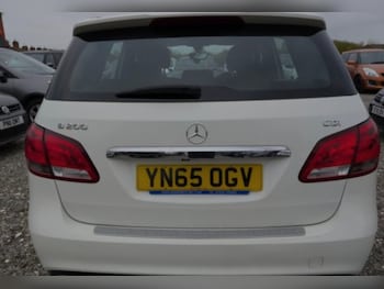 Used Mercedes-Benz B Class 2015 for sale - 76822025: Photo