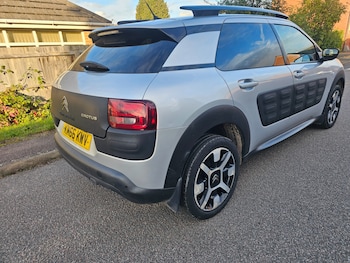 Used Citroen C4 Cactus 2016 for sale - 76452711: Photo