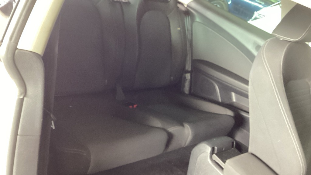 Used Volkswagen Scirocco 2011 for sale - 78000422: Photo 8