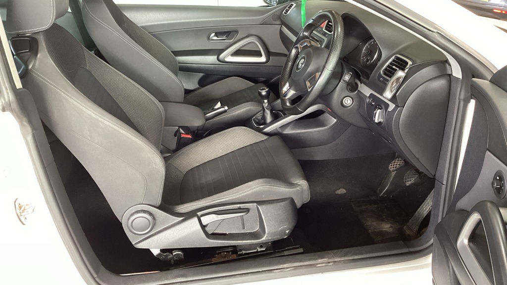 Used Volkswagen Scirocco 2011 for sale - 78000422: Photo 9