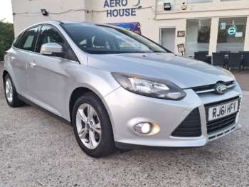 2012 (61) - 1.6 125 Zetec 5dr
