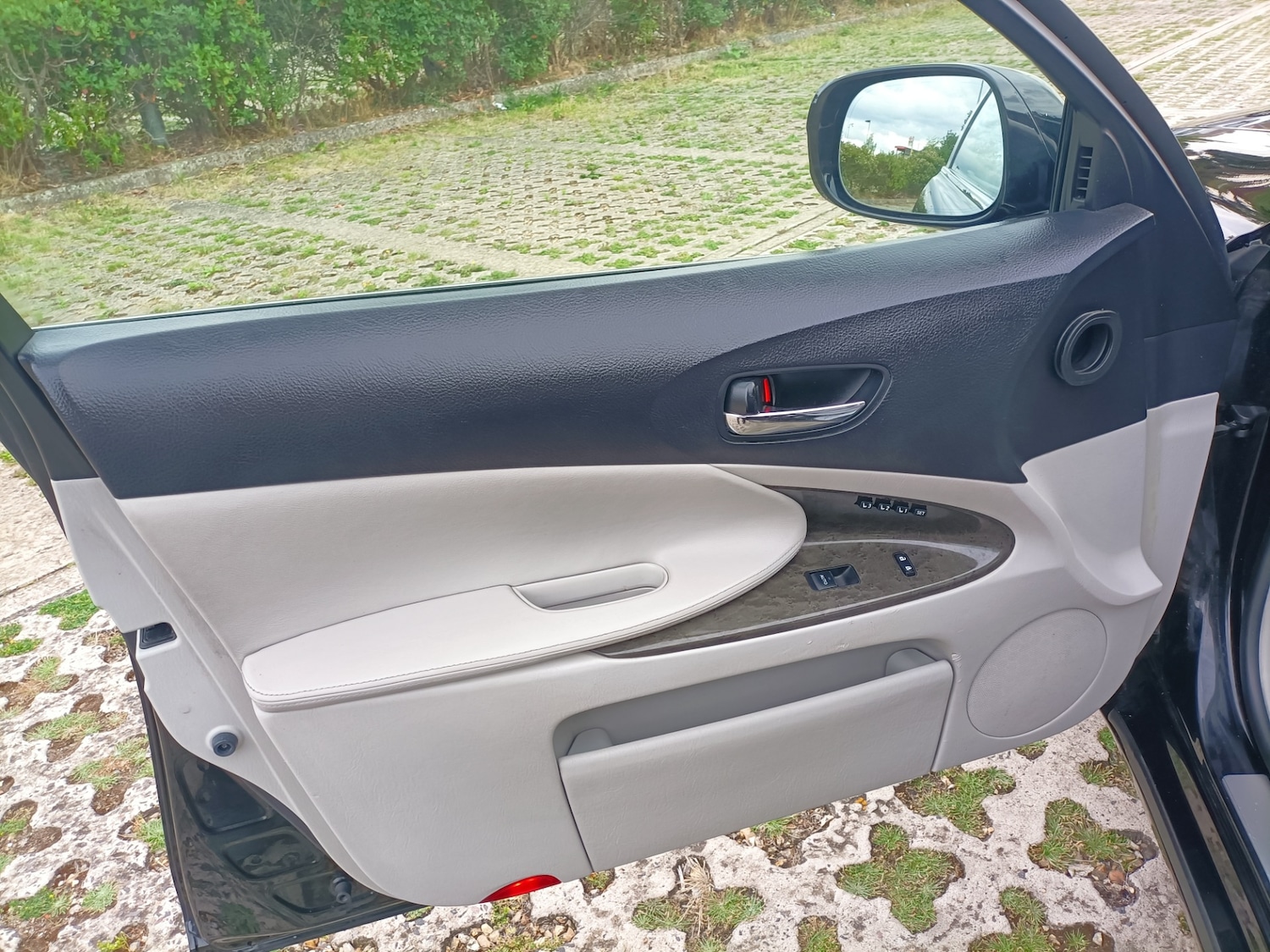 Vehicle 26