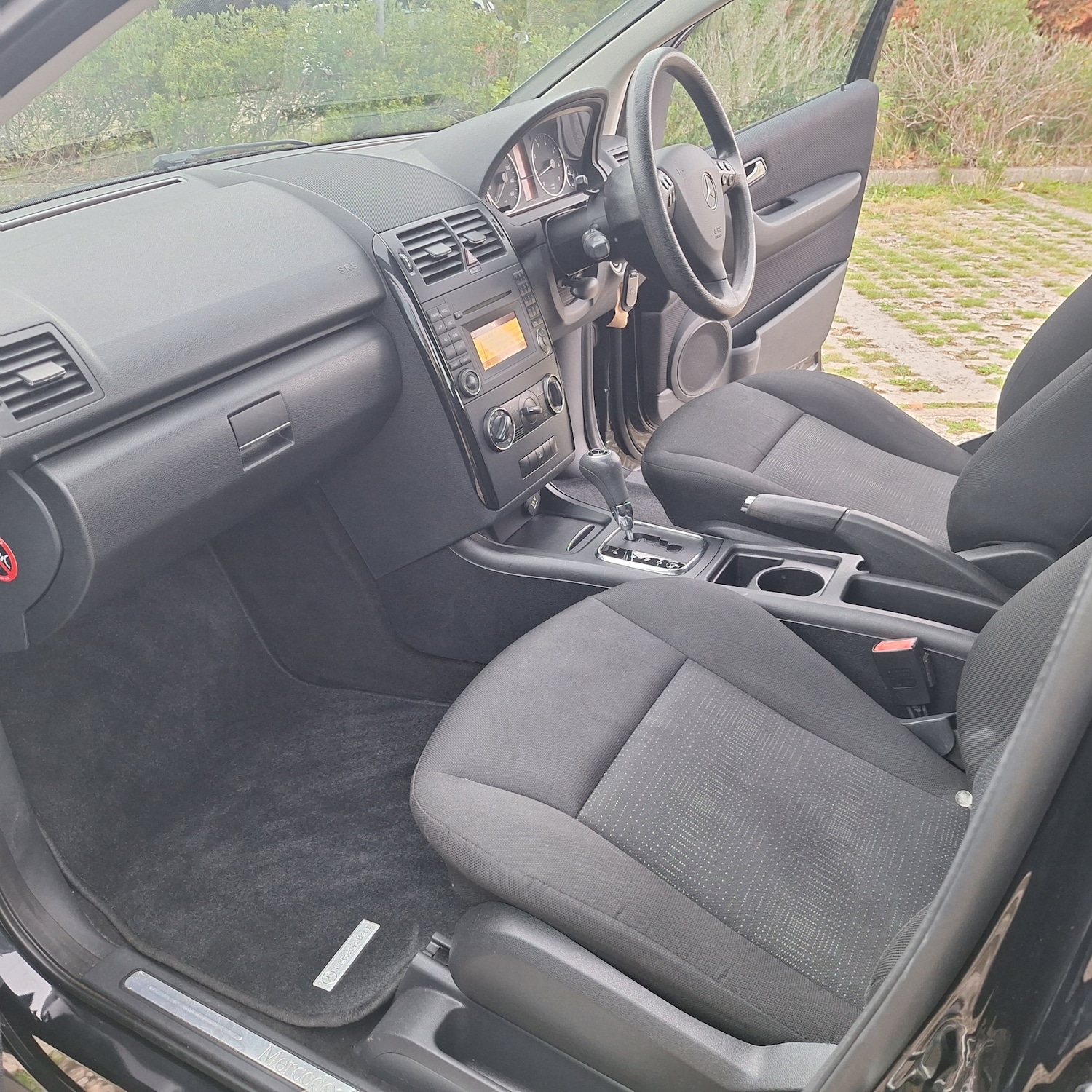 Used Mercedes-Benz A-Class 2012 for sale - 76018308: Photo 6