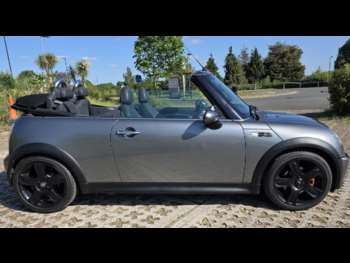 Used MINI Convertible 2004 for sale - 75301025: Photo
