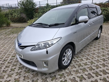 Used Toyota Estima  for sale - 75662889: Photo
