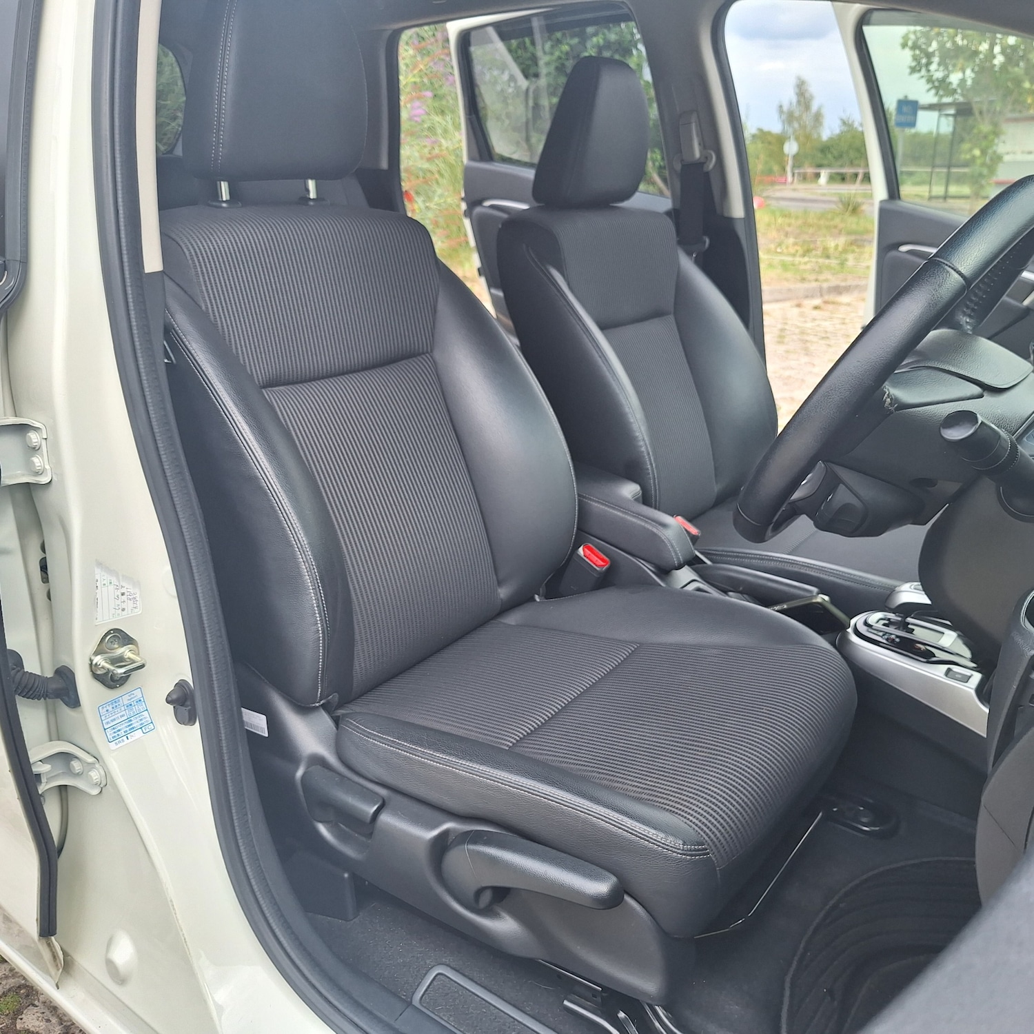 Vehicle 29