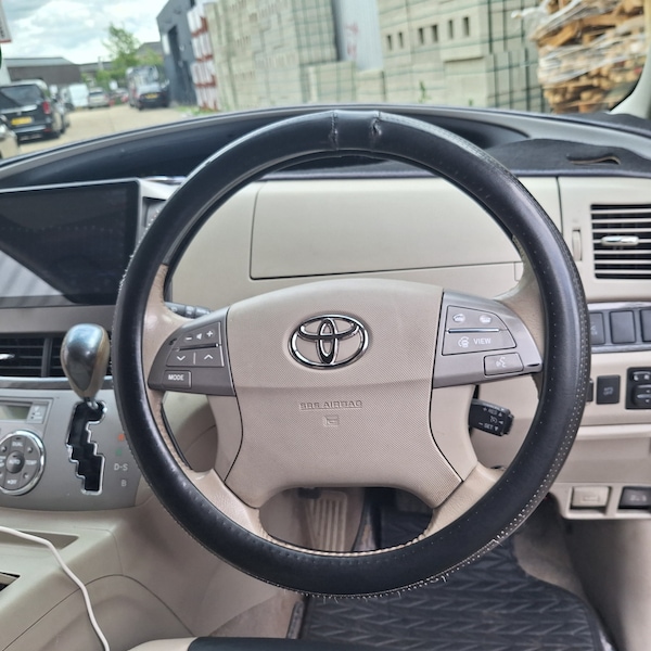 Used Toyota Estima 2019 for sale - 74797595: Photo 16